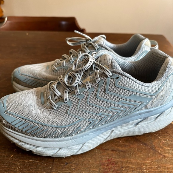 Hoka One One x Outdoor Voices Clifton 4 Sneakers Mist Blue - Picture 2 of 8